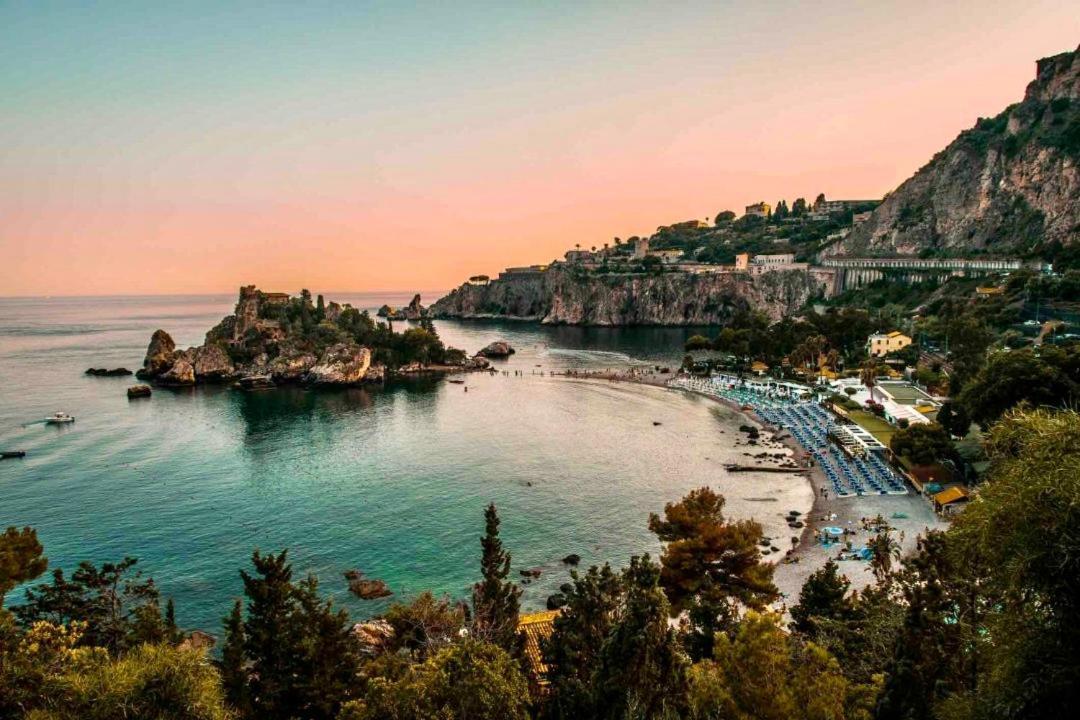 Casa Del Sole Villa Taormina Bagian luar foto