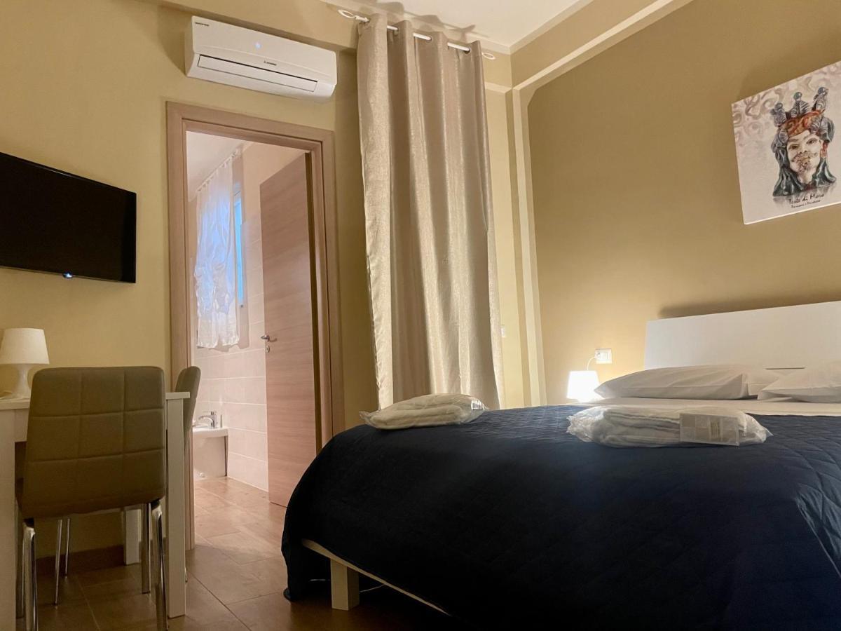 Casa Del Sole Villa Taormina Bagian luar foto